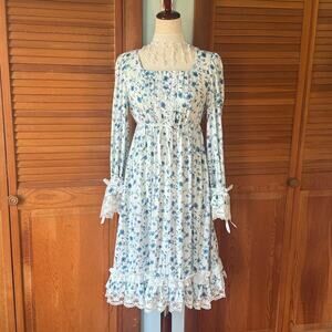 Bodyline J-fashion Gyaru Fairycore Kawaii Dolly White & Blue Floral Dress